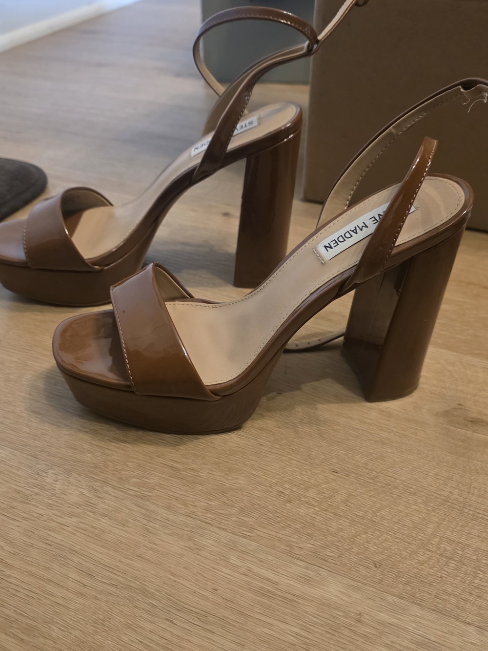 Steve Madden Brown Platform Block Heel Sandals